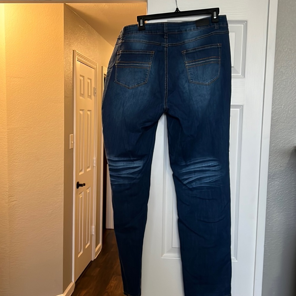 L&B Jeans